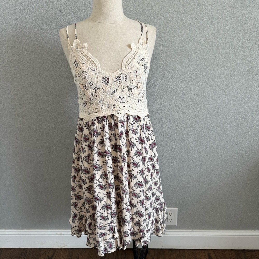 Listicle Spaghetti Strap Dress Size Large NWT